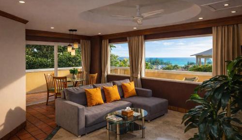 1 Bedroom Suite Ocean View