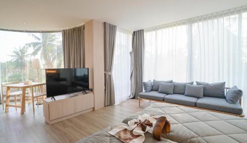 Junior Suite with Mountain View