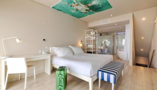 Deluxe Double Room with Sea View
