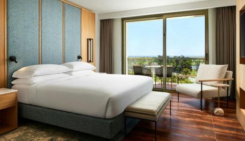 Two-Bedroom Presidential Suite with Balcony, Sea View and Club Lounge Access