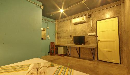 Economy Twin Room