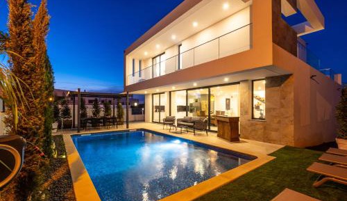 Superior Villa