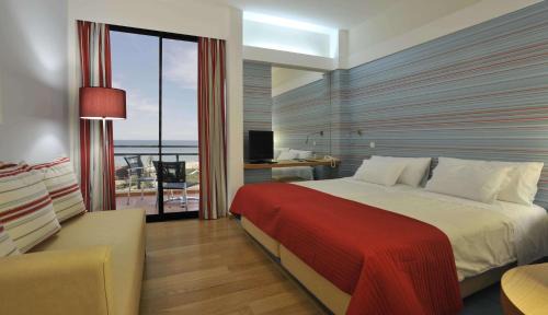 Deluxe Superior Room with Sea Views