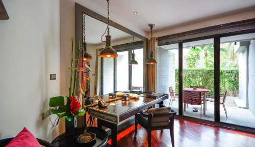 D-Buk  Family Suite