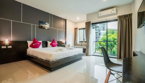 Superior Double or Twin Room with Garden View