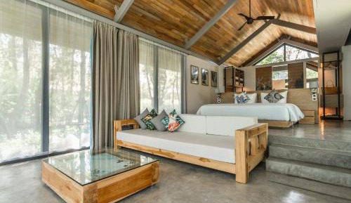 One-Bedroom Pool Villa with Schedule Boat Transfer
