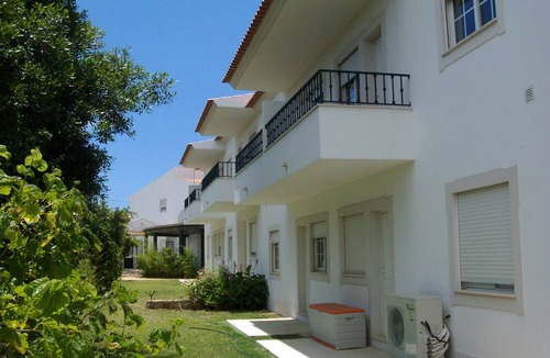 Vale de Carro Apartment | Captivating 1-bed Apartment in Olhos de Agua