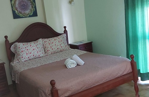 Cavacos House | Guest House Pacífica
