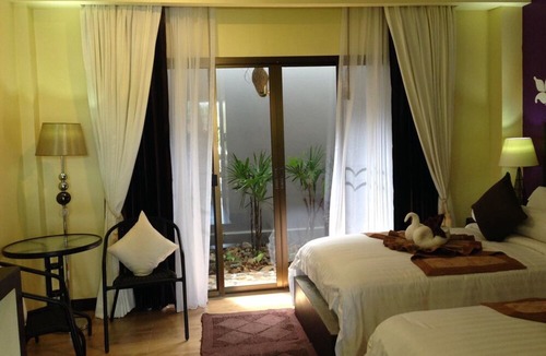 Pak Nakhon Hotel | Heritage Tropical Resort @ Muang Nakhon
