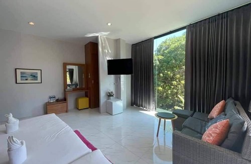 Bang Kung Hotel | Hillside Boutique