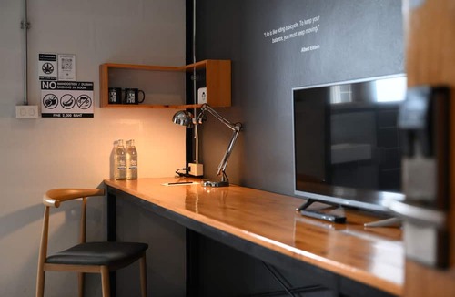 Talat Hotel | Blu Monkey Hotel Suratthani
