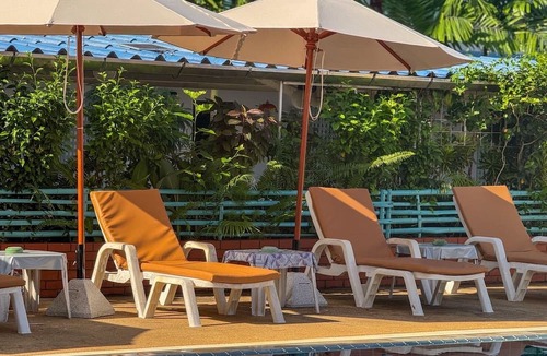 Nanai Road Hotel | Rabbit Mansion Patong Hotel