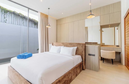 Choeng Thale Villa | New Prime Location Near Boat Avenue V306