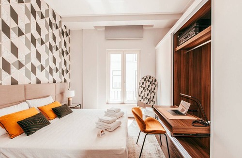 Santa Isabel Apartment | Elegant Sophisticated Campo Ourique by GT House