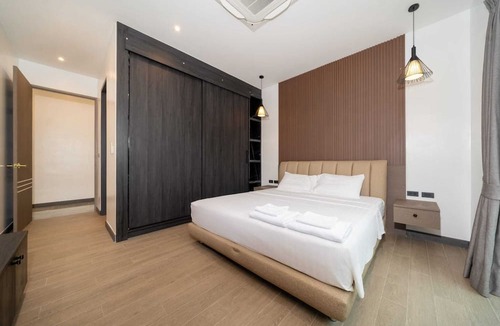Bang Tao Villa | Baan Don 3 BR Pool Villa near Layan