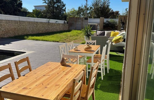 Alvor Bed & Breakfast | Garden view