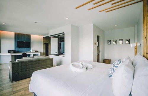 Ranong Hotel | The Galla Hotel