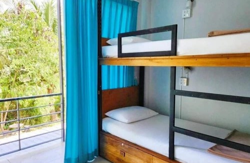 Khuekkhak Hostel | Theppahrak Hostel Khaolak