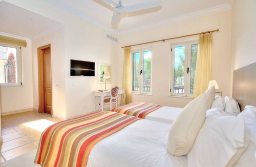 Vila Nova De Cacela Villa | Monte Rei 2 bed Linked Villa