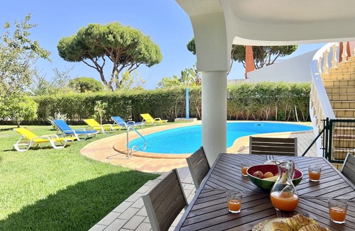 Quarteira Villa | Vilamoura White House Villa by Homing