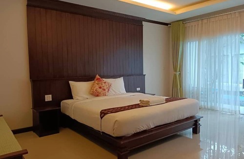 Khuekkhak Hotel | BAANCHONGFA RESORT