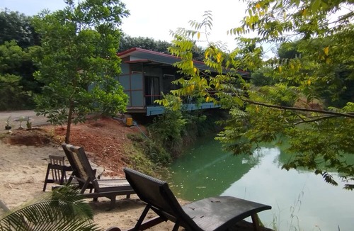 Phunphin Resort | Lake View Resort