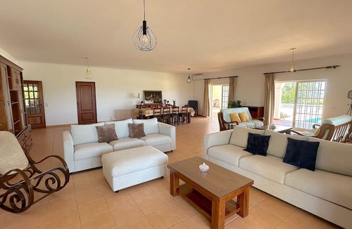 Cerro Grande Villa | BnB Homes Luxurious Villa With 5 Bedrooms Pool