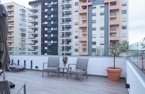 Se House | Avenue 41 Guest House