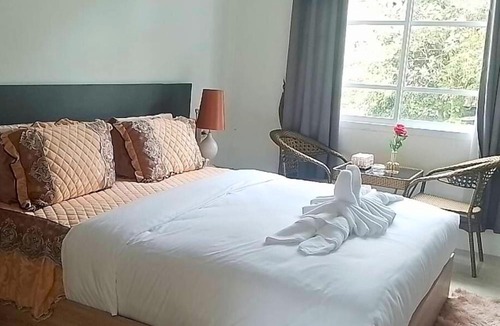 Patong Villa | Huge 9 Bedroom Villa Overlooking Patong Bay (BVP1)