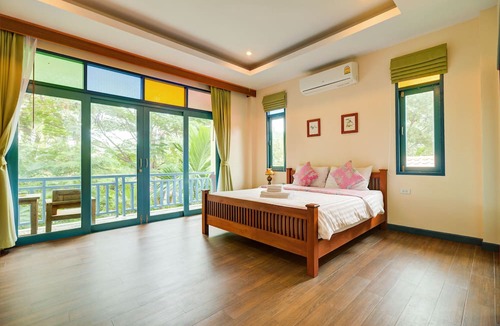 Bophut Hills House | Baan Patcharintorn Samui