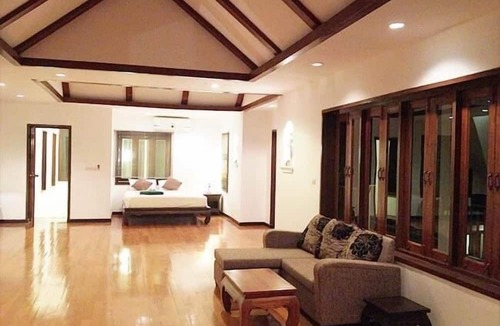 Khuk Khak Beach Apartment | Villa Chaya