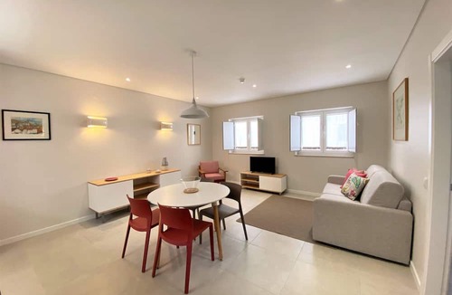 Faro City Centre Apartment | Cardeal Suites & Apartments