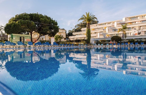 Santa Eulalia Hotel | Terrace Room in Praia da Oura! Beach at your doorstep, Parking | 4 Units