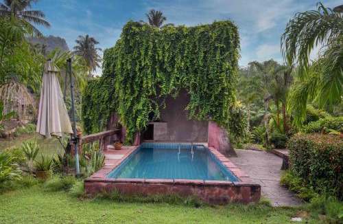 Chumphon House | Chaikao Mountain View Retreat - Family pool villa