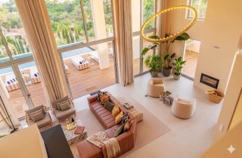 Mato Serrao Villa | Luxury Villa Medusa Paraiso Sea Views