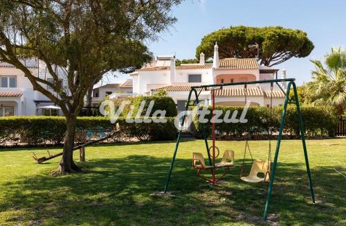 Quarteira Villa | Elegant villa with private pool in Quarteira