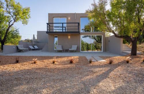 Chaveca Villa | Luxury Private Pool Villa by Quinta da Alfarrobeira