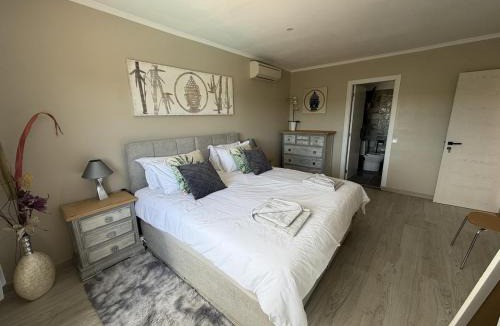 Porches Bed & Breakfast | Portuguese villa with beautiful views