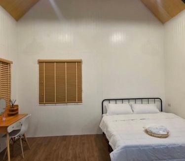 Bang Kung House | Kanchana home stay กาญจนา โฮมสเตย์ สุราษฏร์
