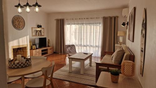 Alporchinhos House | Serenity Villa