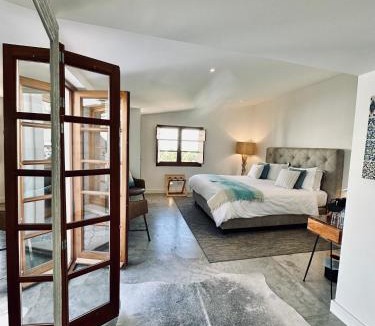 Boliqueime Bed & Breakfast | Eleven, Boutique luxury house & garden