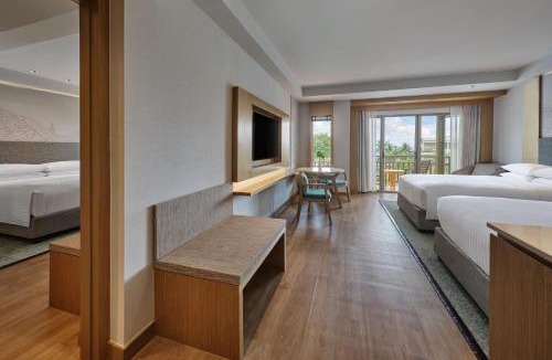 Patong Resort | Phuket Marriott Resort & Spa, Merlin Beach