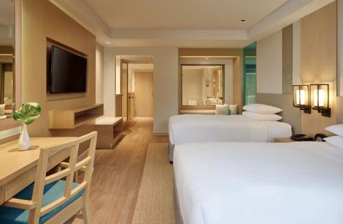Patong Resort | Phuket Marriott Resort & Spa, Merlin Beach