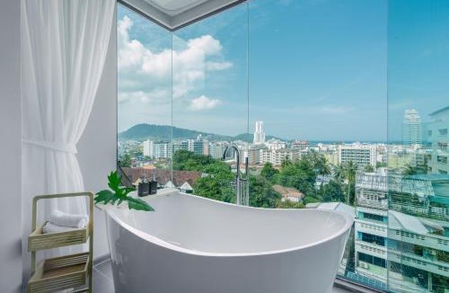 Nanai Road Hotel | Rak Elegant Hotel Patong