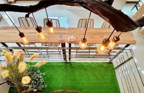 Chumphon House | Willow Pillow