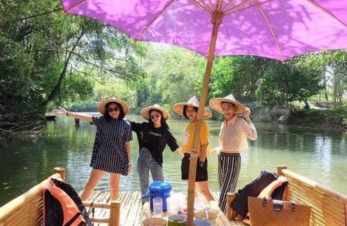 Thai Mueang House | แม่ไพโฮมสเตย์ ล่องแพกอนโดล่า
