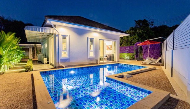 Nestled just a stone's throw away from the sea, a mere 3-minute