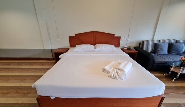 Phu Nga Hotel