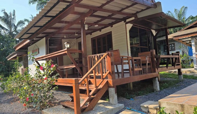 Peaceful Mountain Retreat in Ao Luek Tai