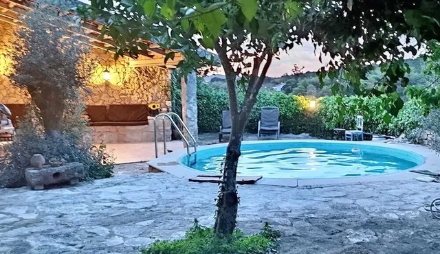 Homerez - Nice villa for 8 ppl. with swimming-pool and terrace at Alviobeira